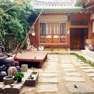 Gongsimga Hanok Guest house